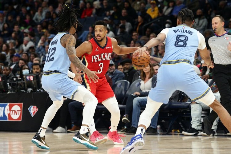 这是兴趣不是工作!约基奇庆祝赛马夺冠激动落泪 狂喷香槟比NBA夺冠更嗨