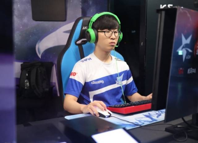 山东高速男篮:七人得分上双可喜 暴露问题仍需改进.