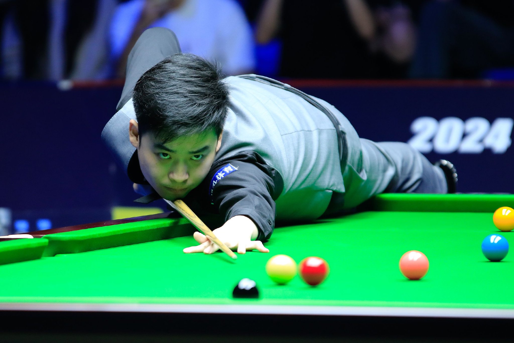 多个赛季的 多个赛季的