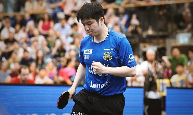 现出了非凡 现出了非凡